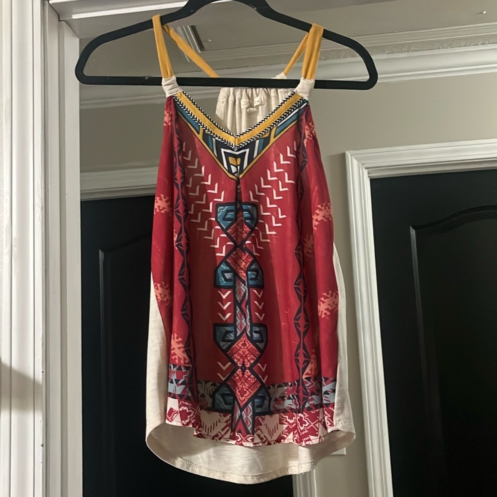 Rewind women’s tribal Flowy tank size XS